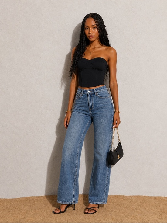 Zara Denim - Fashion Nova Relaxed Straight Leg Jeans | Light Wash | Size 7